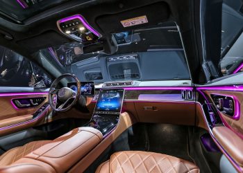 강남 셔츠룸: 프리미엄 24시간 서비스로 즐기는 최고의 엔터테인먼트