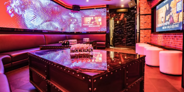 제주도유흥 매직: 프리미엄 노래방에서 느끼는 럭셔리한 음주 파티의 정석