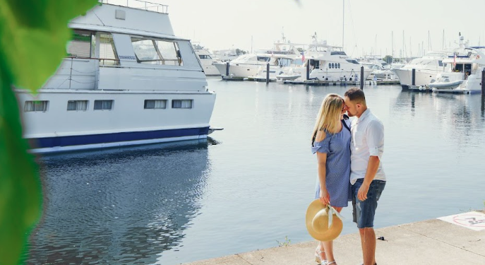 Choosing the right private yacht experience for bachelorette parties and celebrations