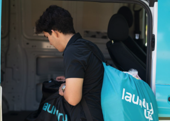 Napkin Laundry Service in 90604, CA: Professional Laundry for Your Restaurant
